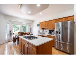 5758 W Kettle Crescent, Surrey, BC V3S8R6 Photo 9