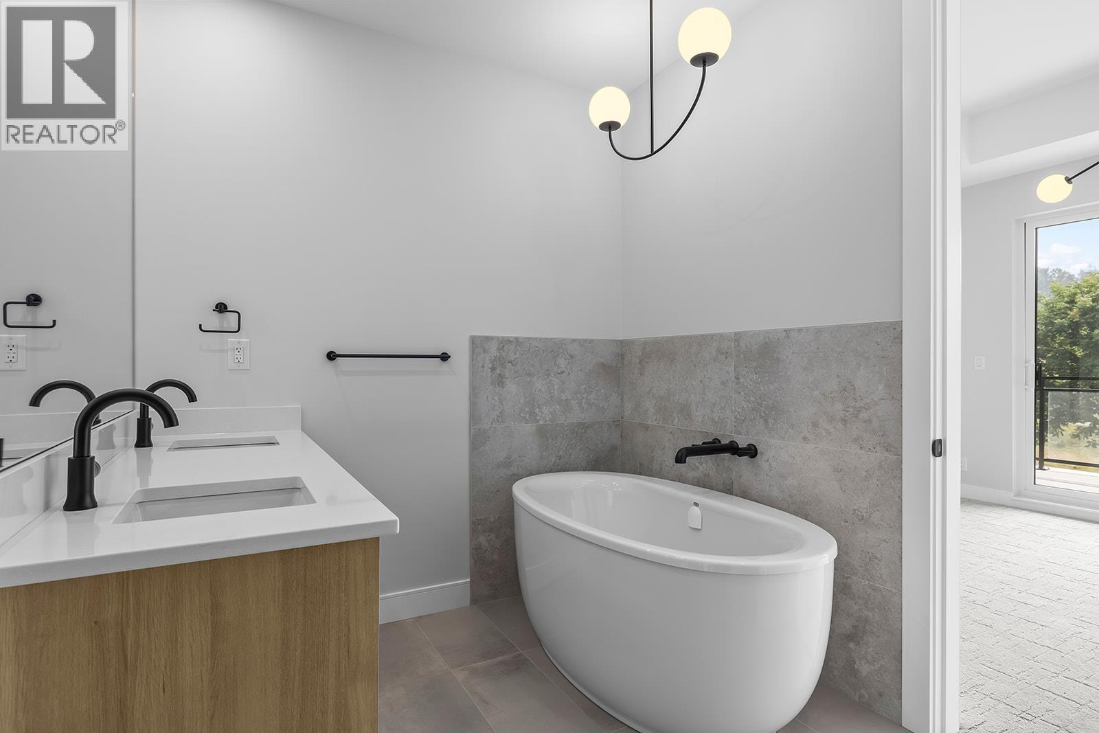 #205 75 Predator Ridge Drive - 28