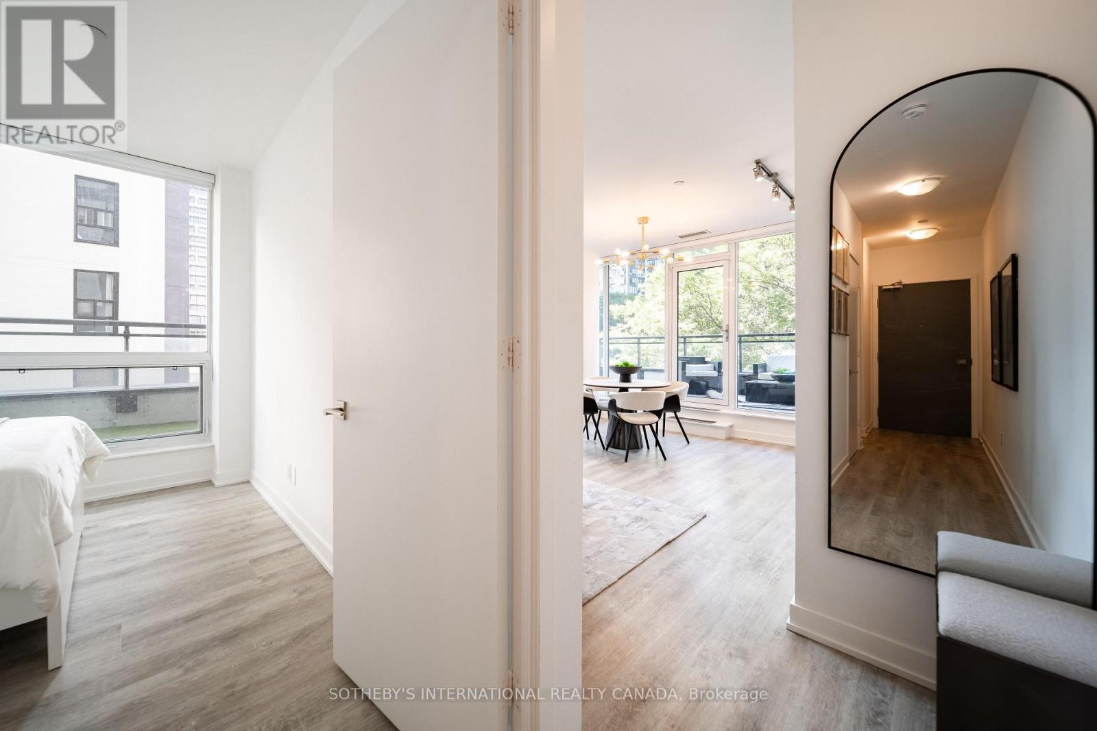 #302 17 DUNDONALD STREET - 5
