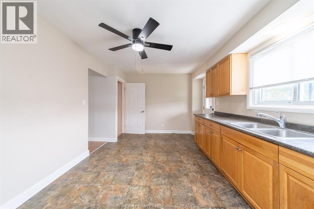 824-826 SMEETON - Image 36