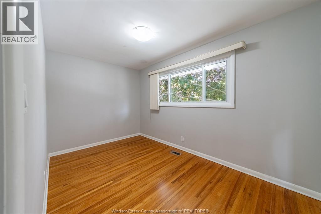 824-826 SMEETON - Image 37