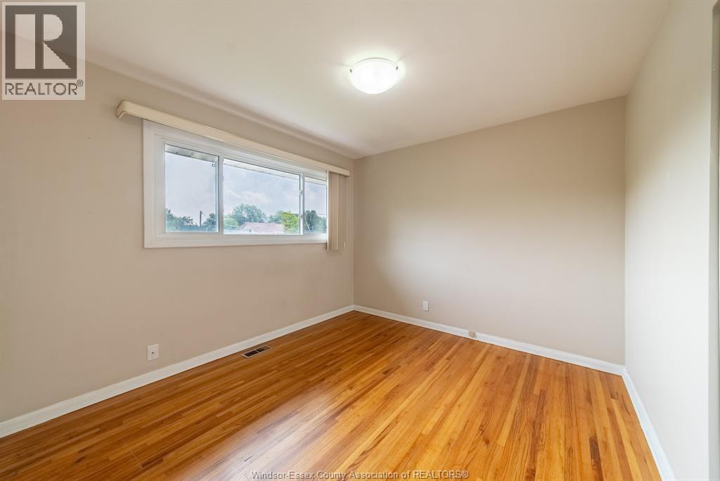824-826 SMEETON - 39