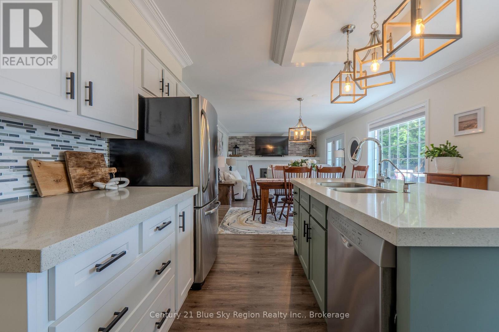 6 DU LAC DRIVE - Image 16