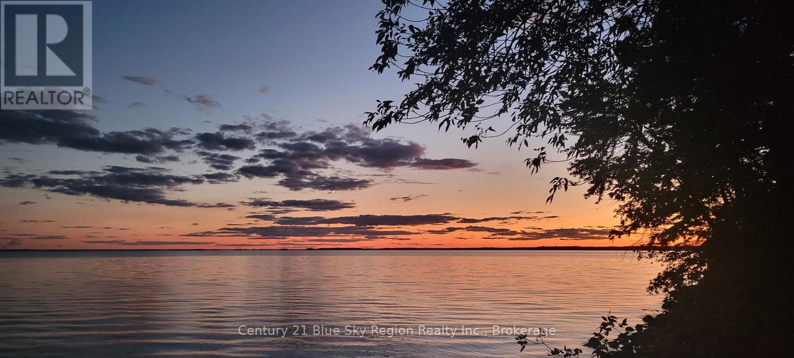 6 DU LAC DRIVE - Image 44
