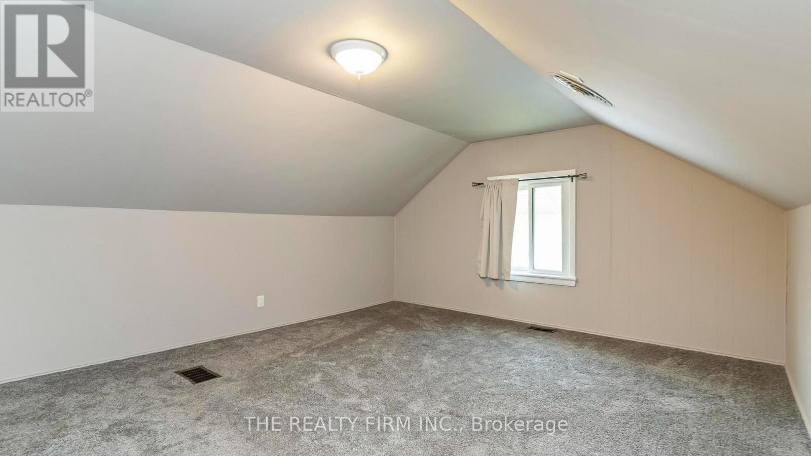 123 ELLIOTT STREET - 17