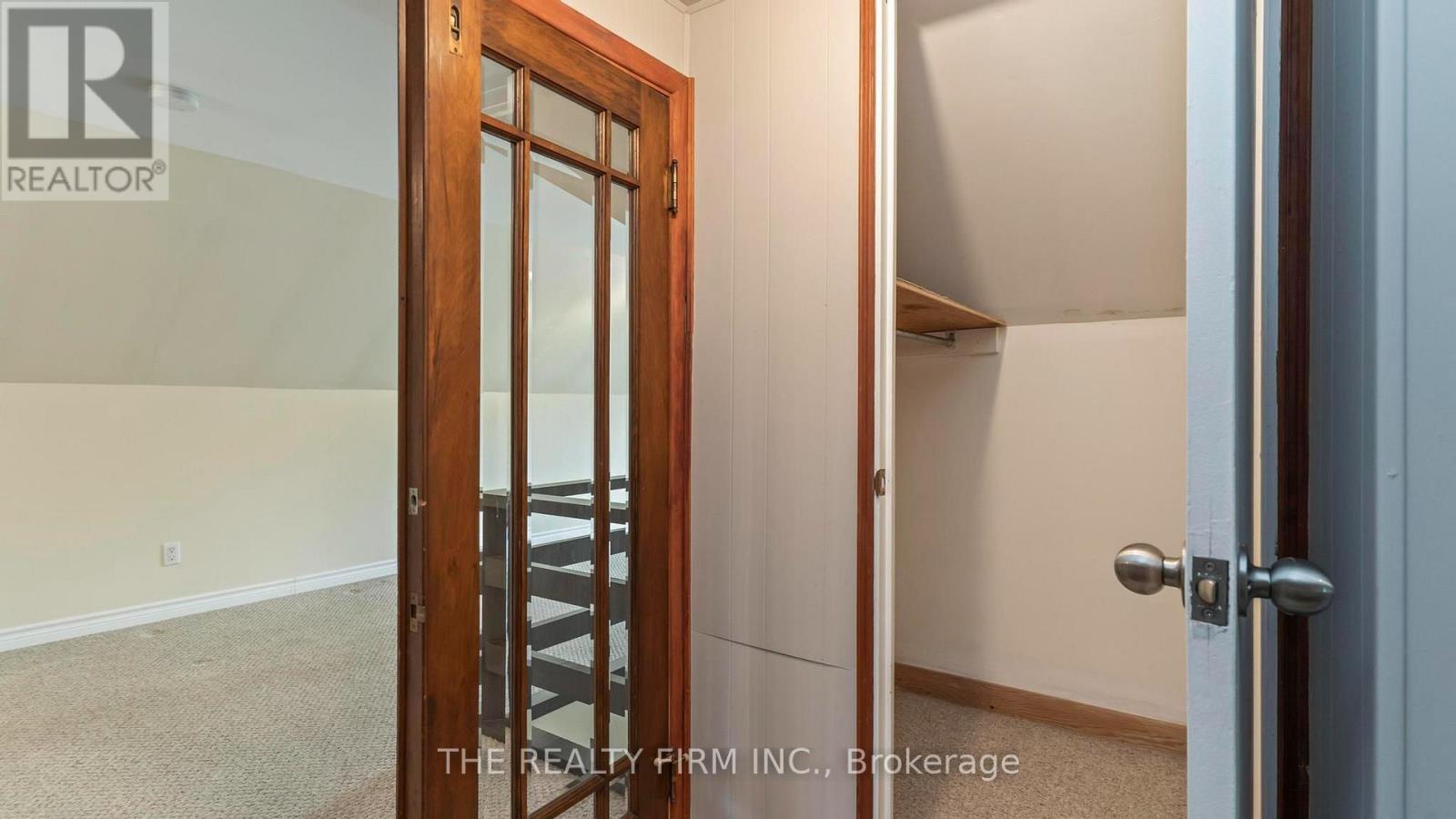 123 ELLIOTT STREET - 19