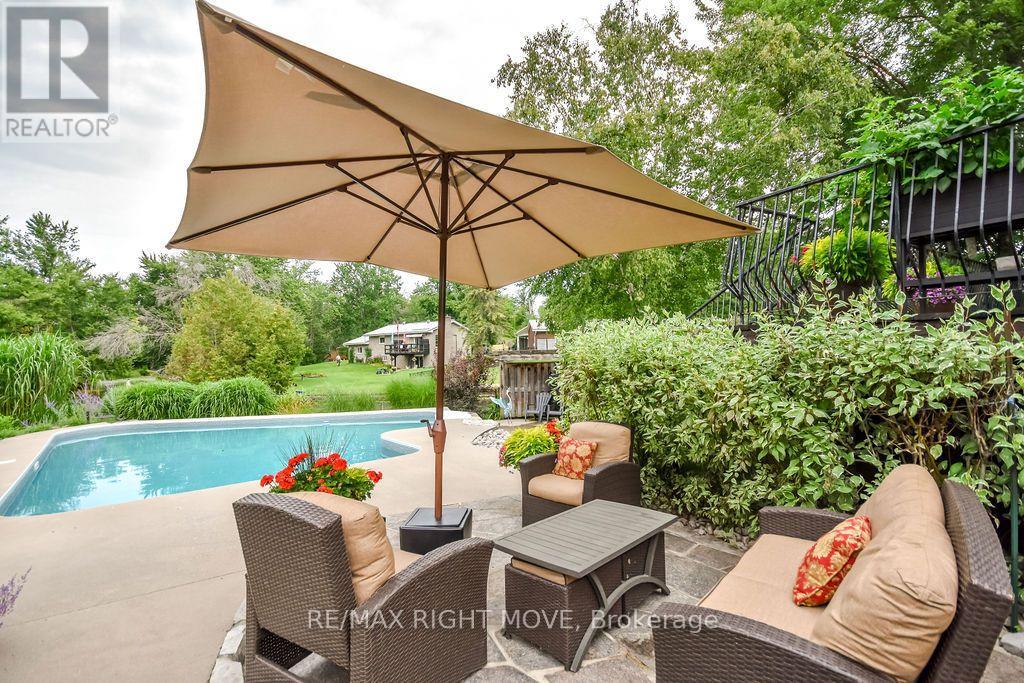 2640 WESTSHORE CRESCENT - Image 47