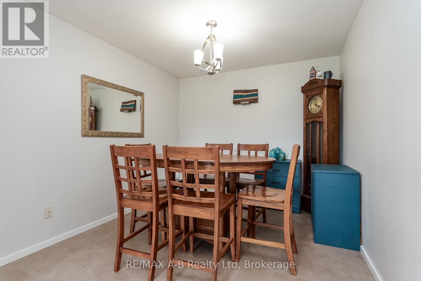 180 WESTWOOD AVENUE - Image 28