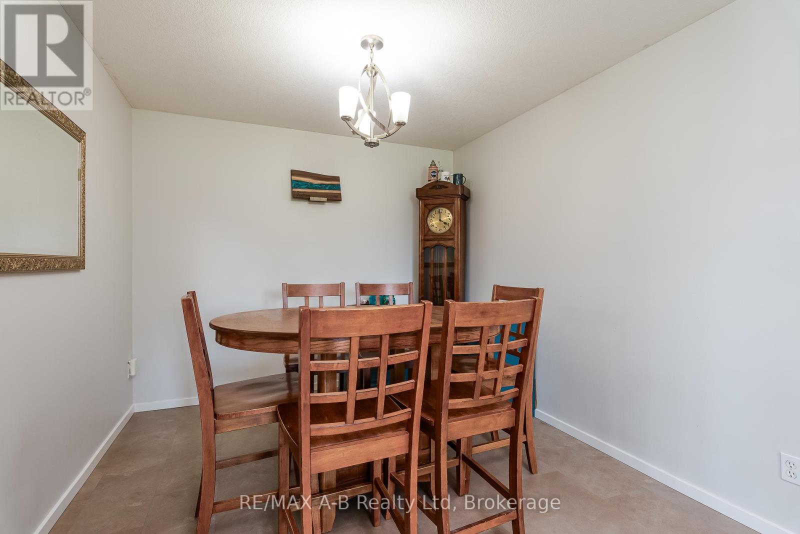 180 WESTWOOD AVENUE - Image 29