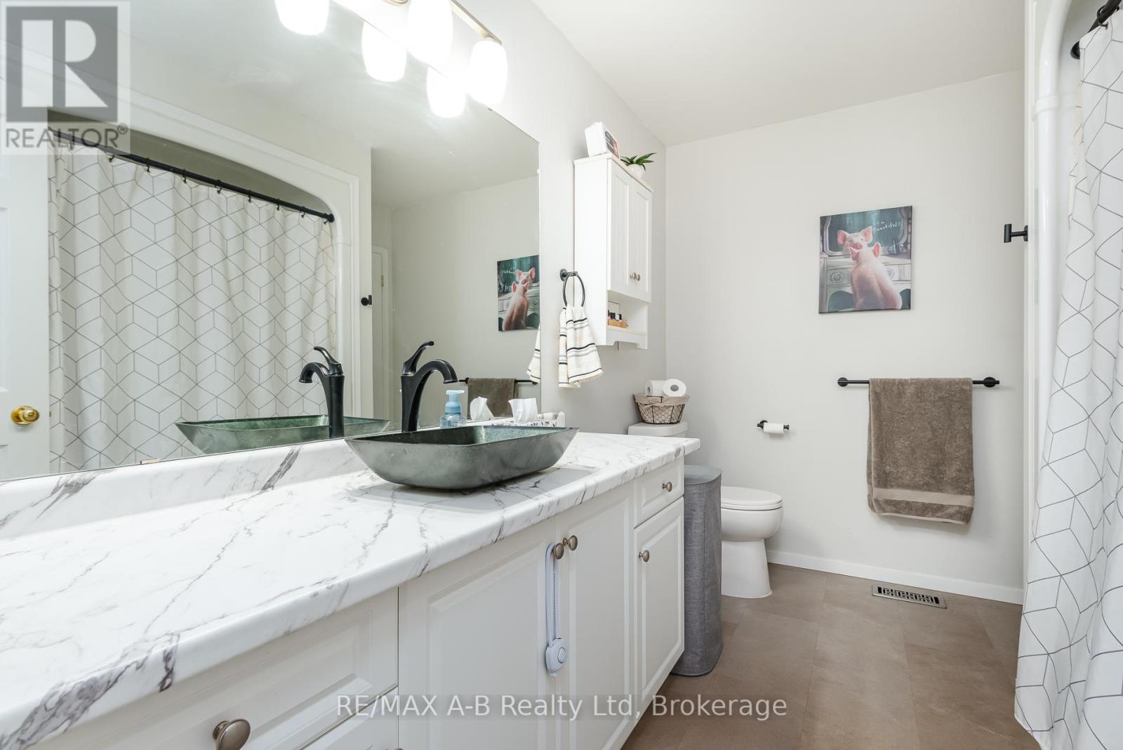 180 WESTWOOD AVENUE - 39