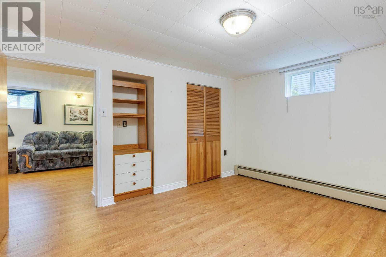 Property 33 of 47 of 21 Canary Crescent