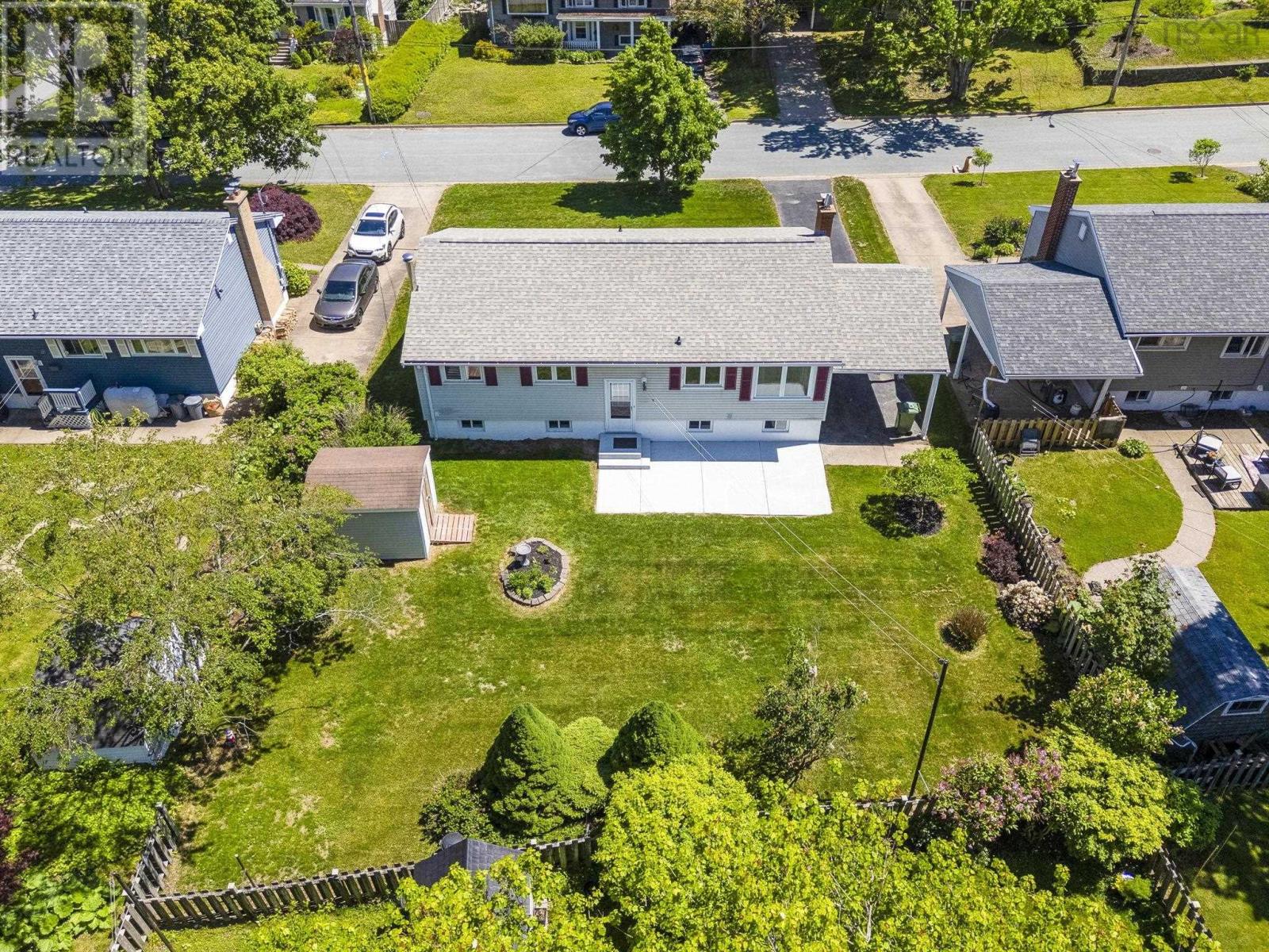 21 Canary Crescent - 45
