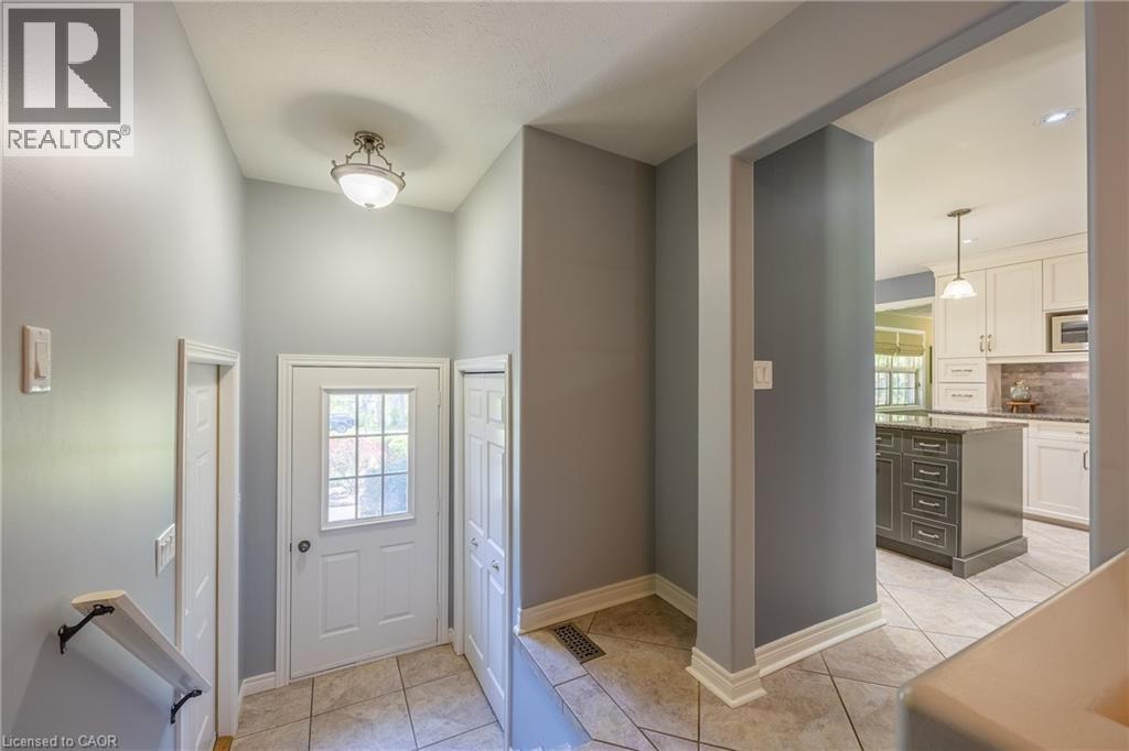 1 BOSTWICK Crescent - 4