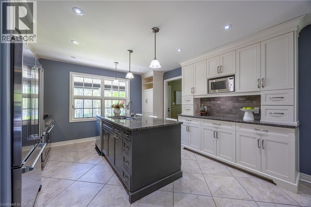 1 BOSTWICK Crescent - 6