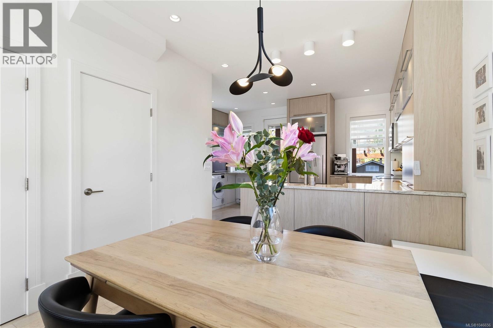 #4 508 Pendray St - 14