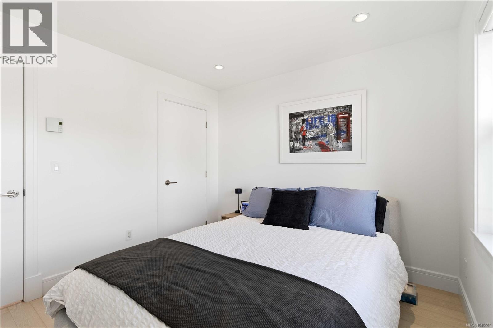 4 508 Pendray Street, Victoria