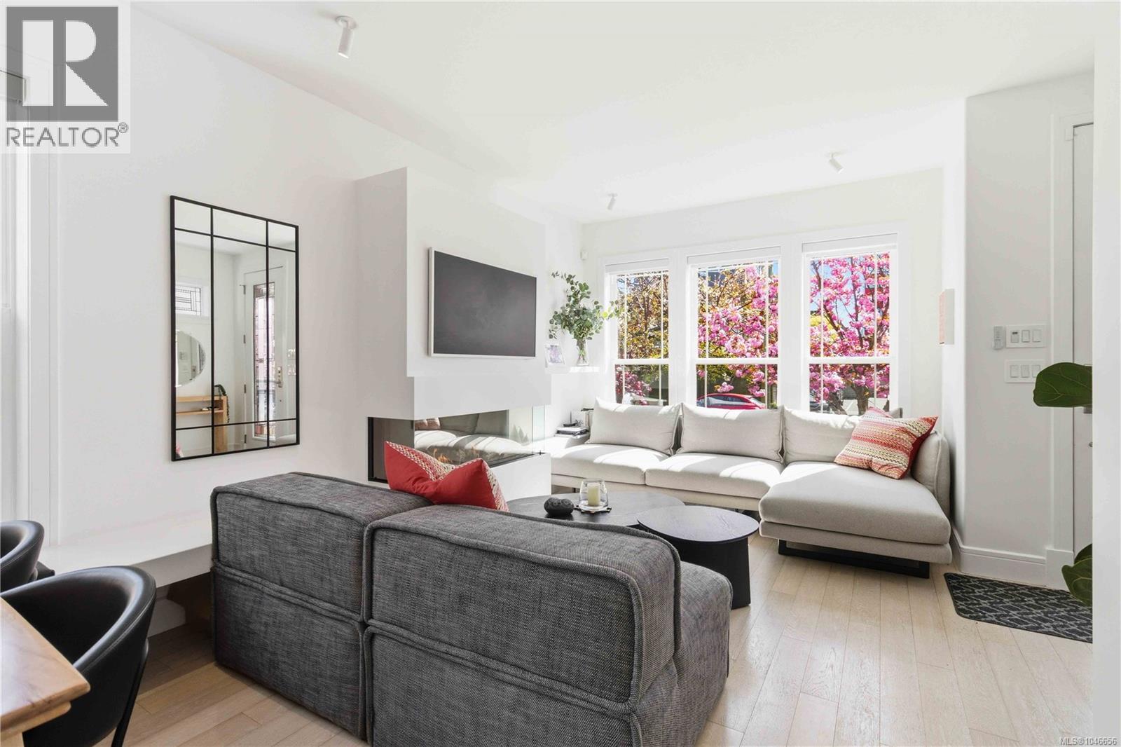 4 508 Pendray Street, Victoria