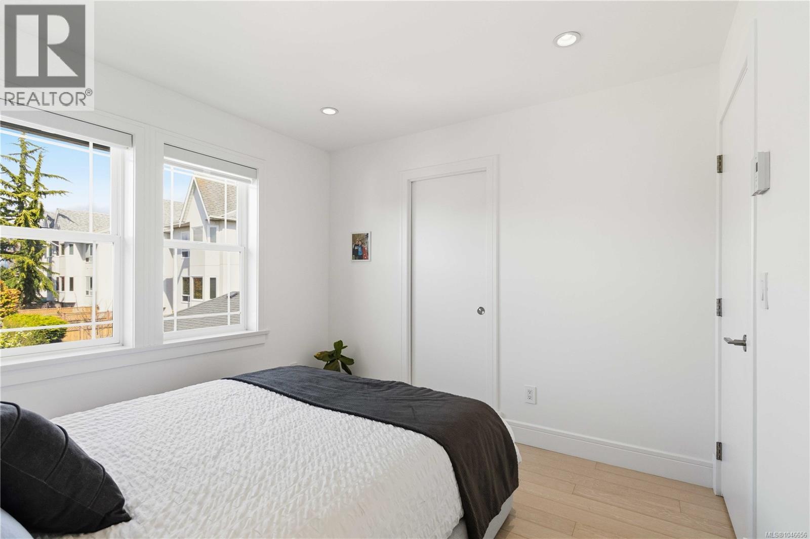 4 508 Pendray Street, Victoria