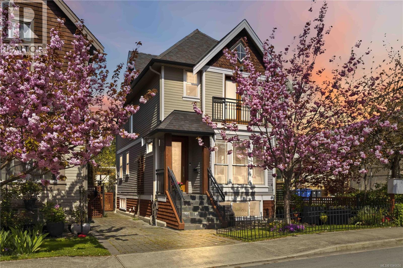 #4 508 Pendray St - 54
