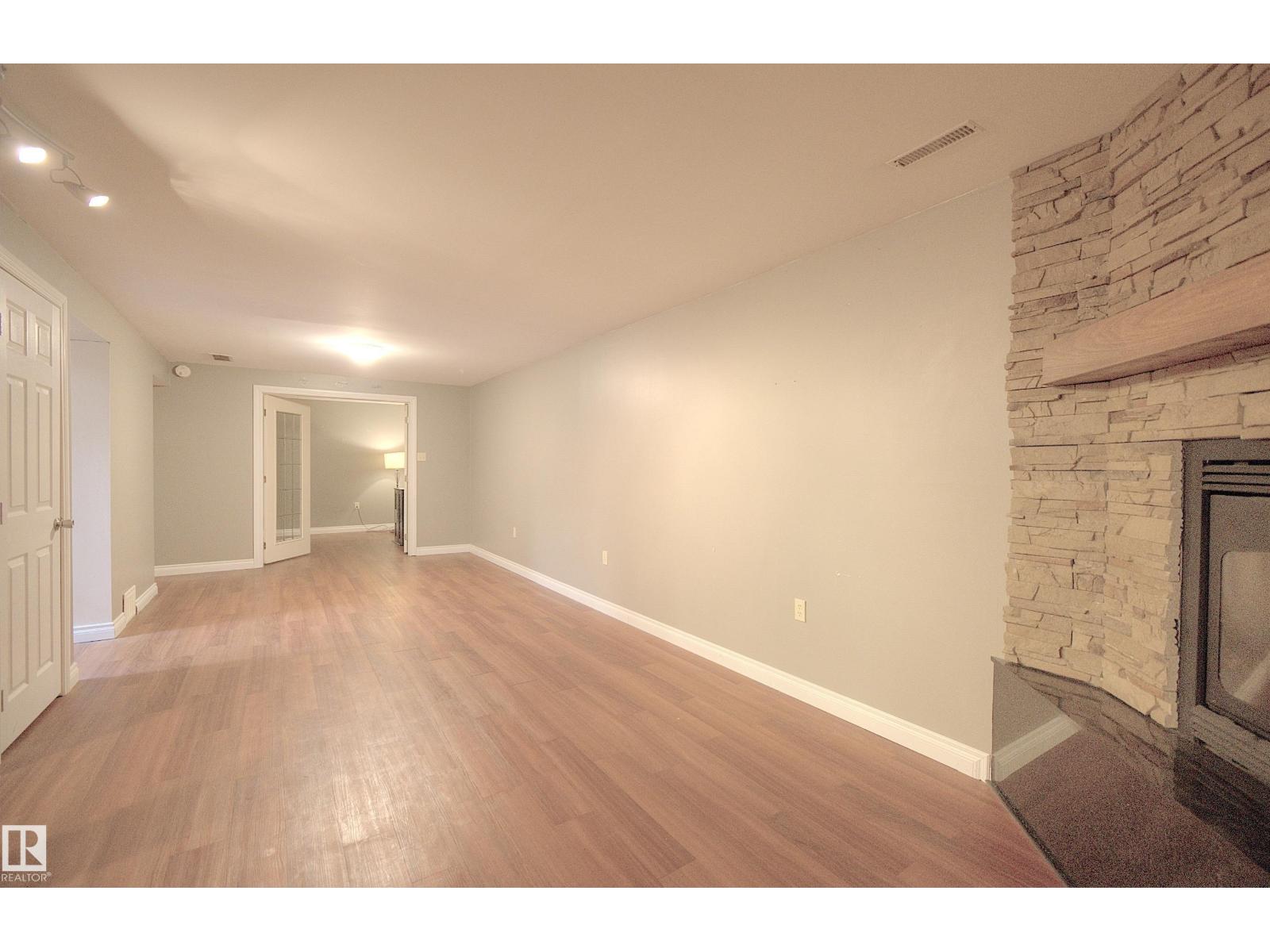 43 WESTLAKE DR - Image 16