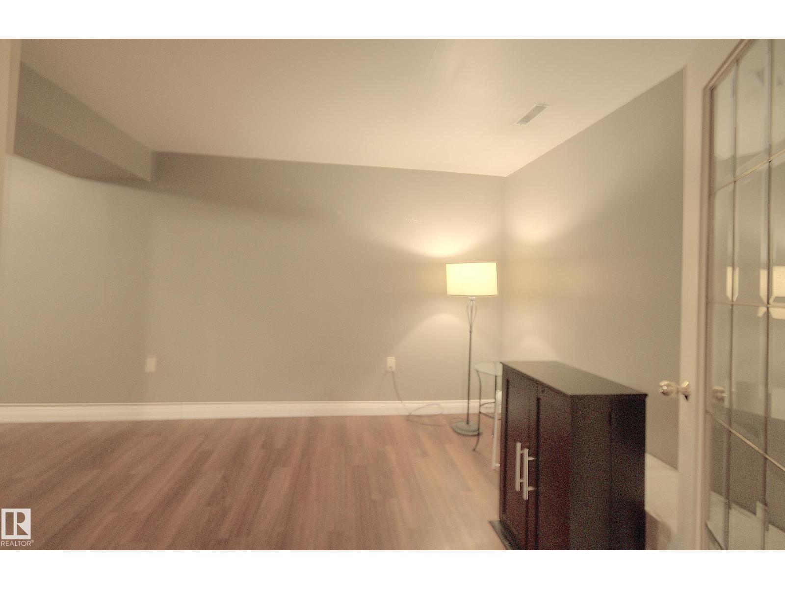 43 WESTLAKE DR - Image 18