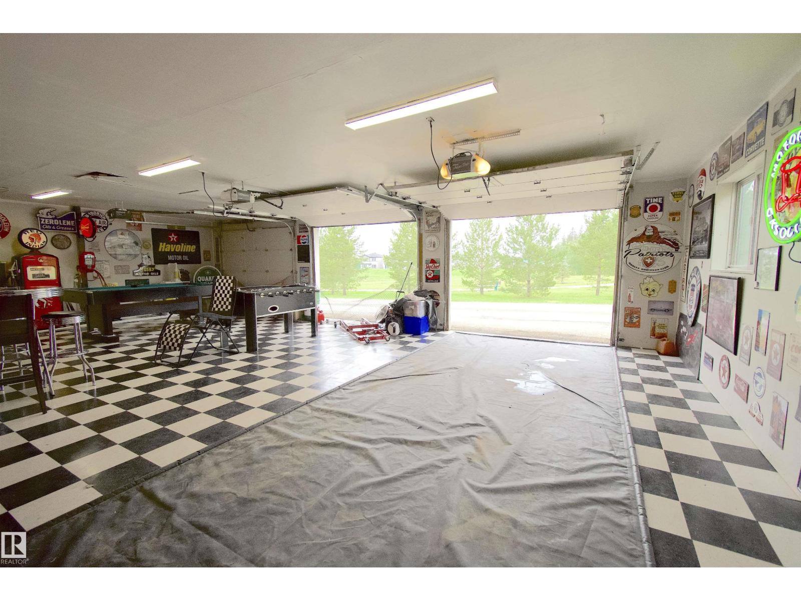 43 WESTLAKE DR - 30