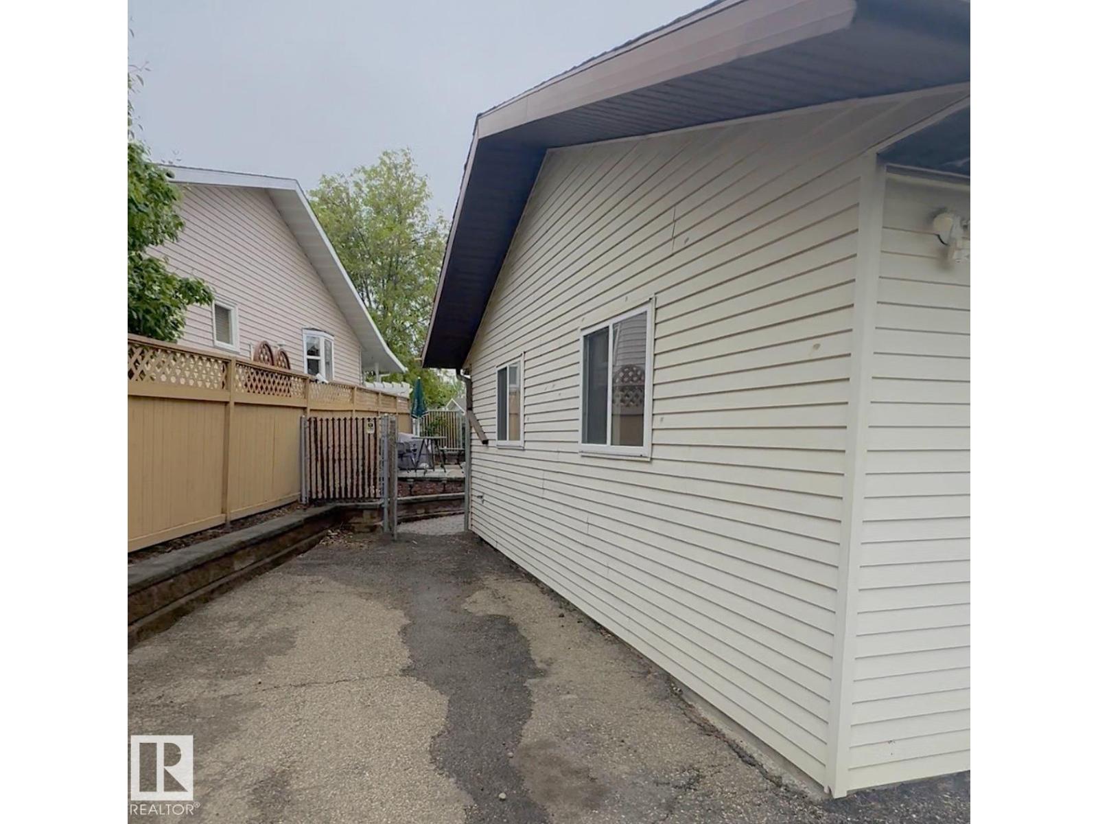 43 WESTLAKE DR - 38