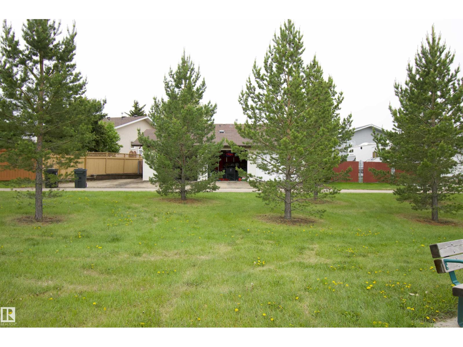 43 WESTLAKE DR - 48