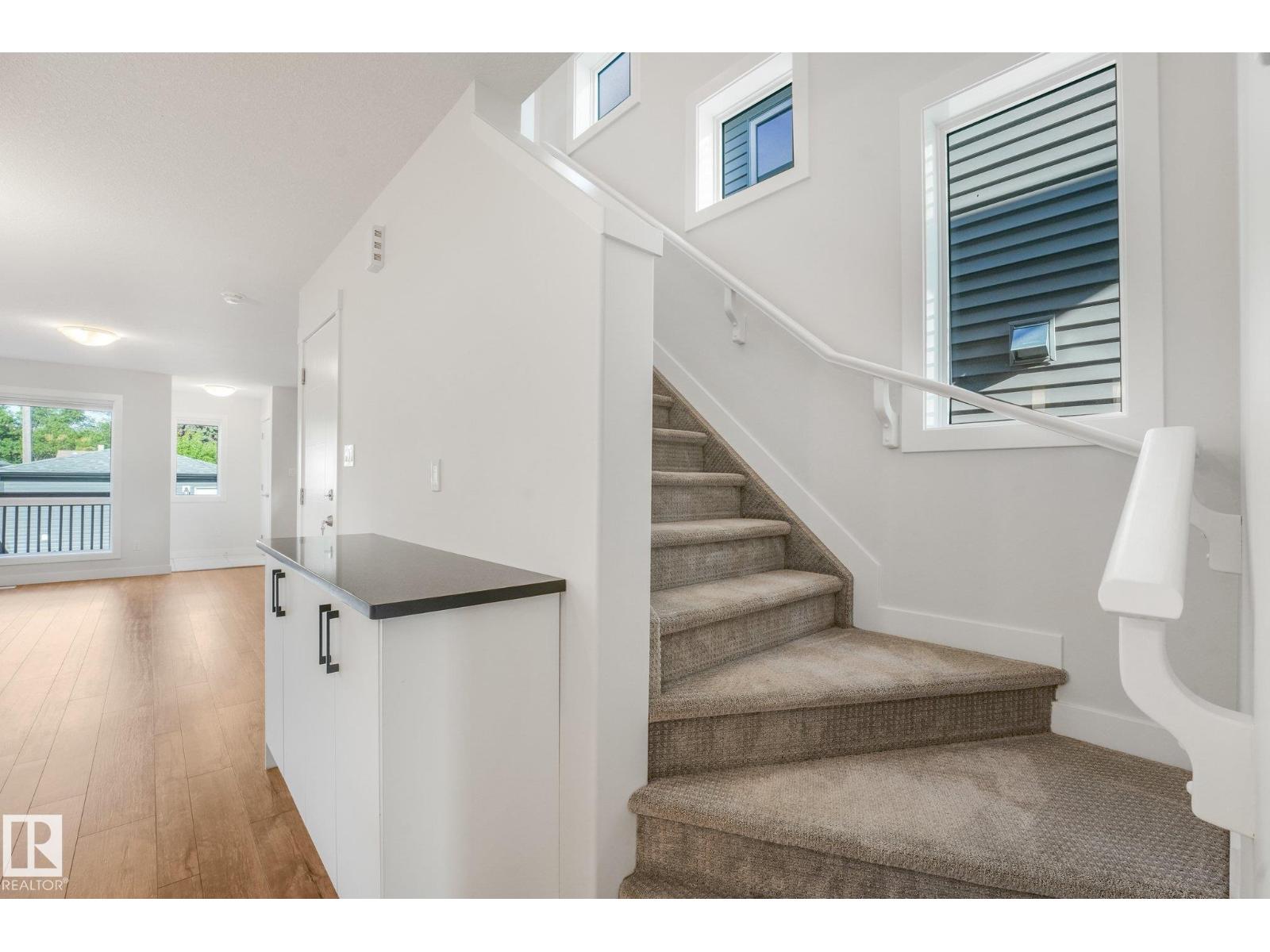 12322 101 ST NW - 23