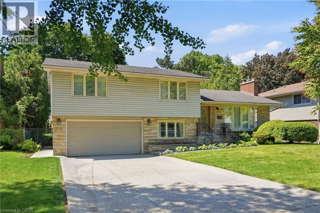 7 BRAEMAR Place - 2