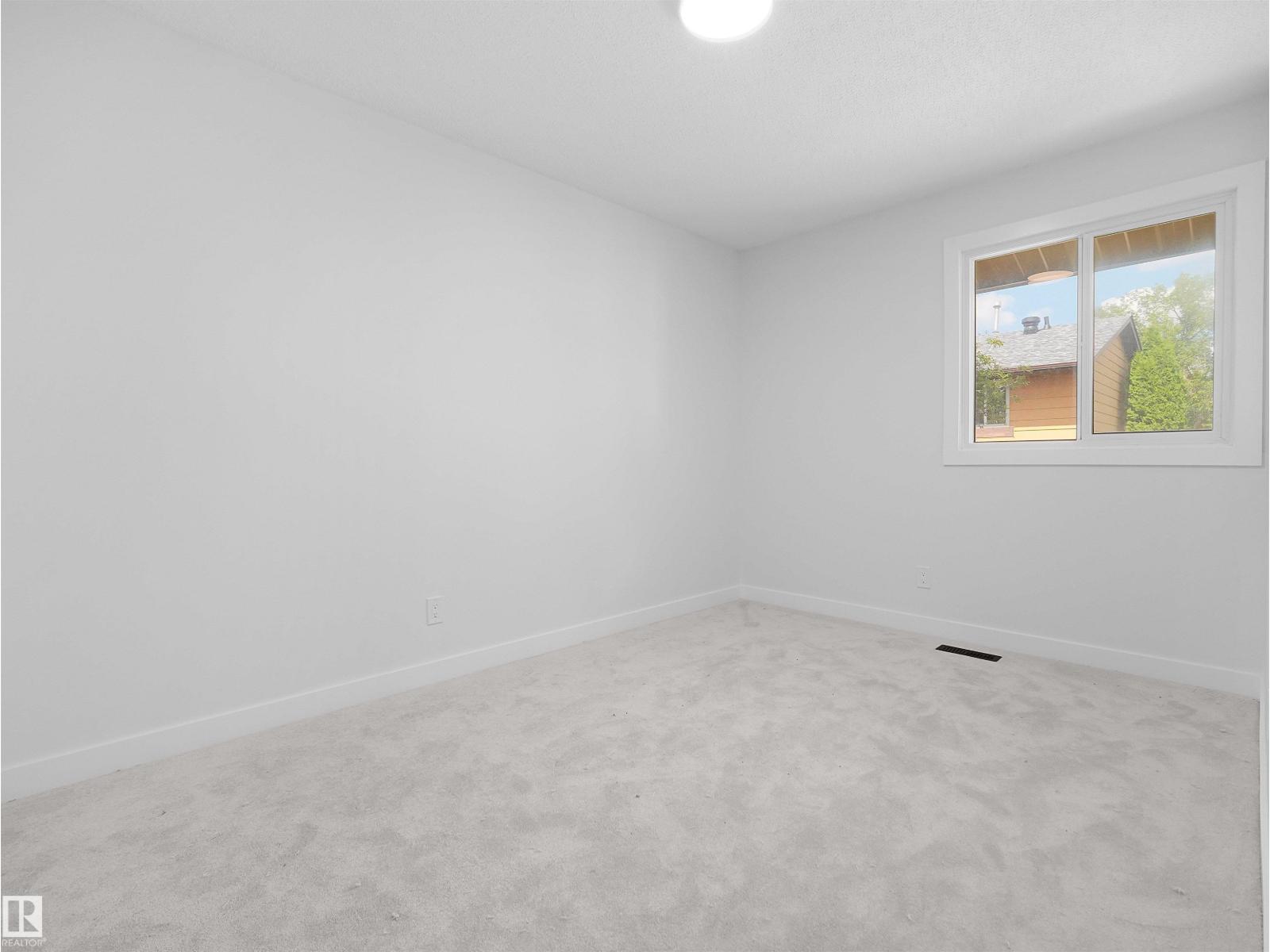 126 Woodstock NW - Image 14