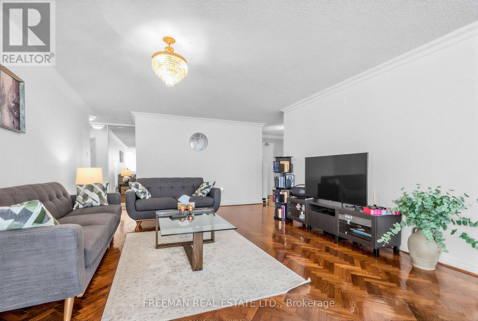 #1111 7300 YONGE STREET - 8