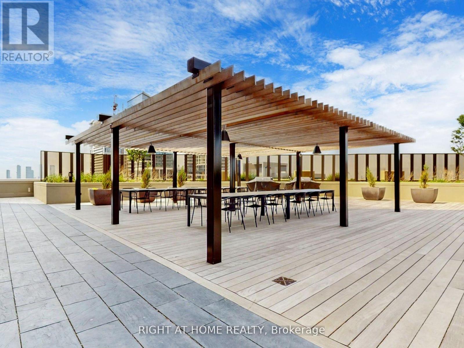#106 9075 JANE STREET - Image 35