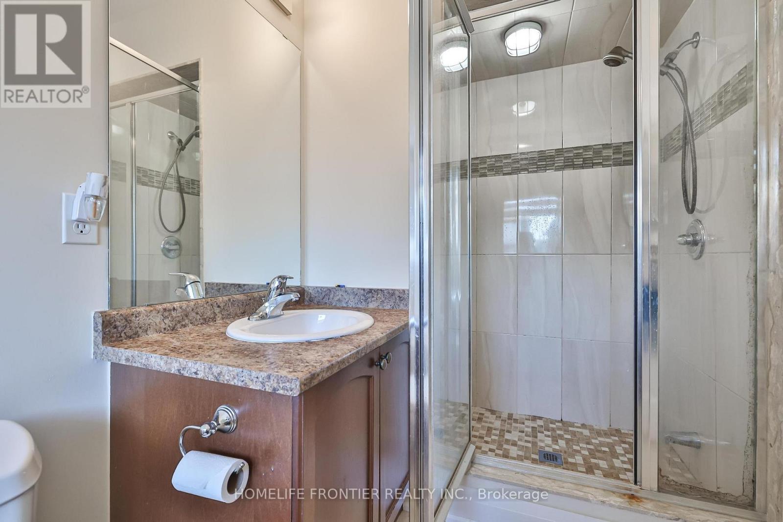86 VENICE GATE DRIVE - Image 27