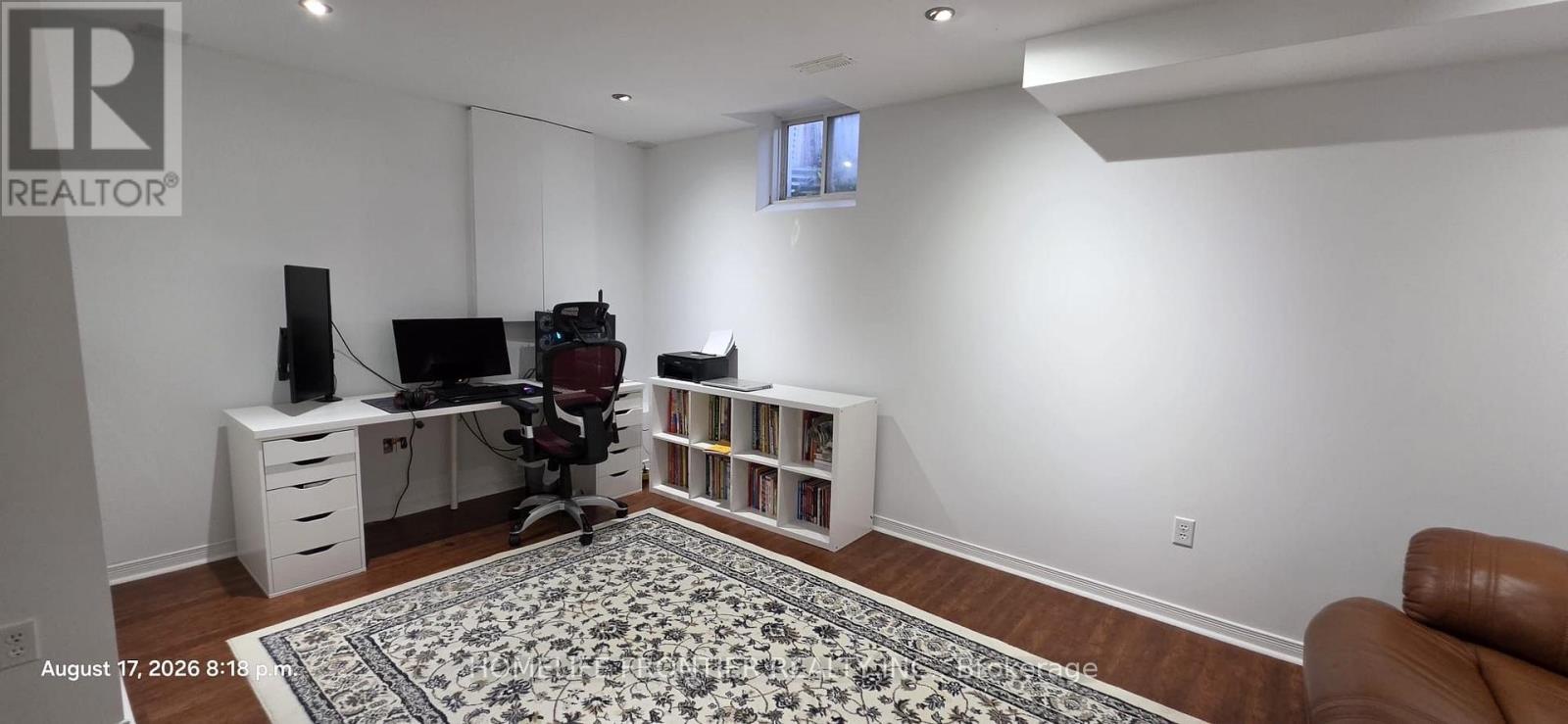 86 VENICE GATE DRIVE - 47