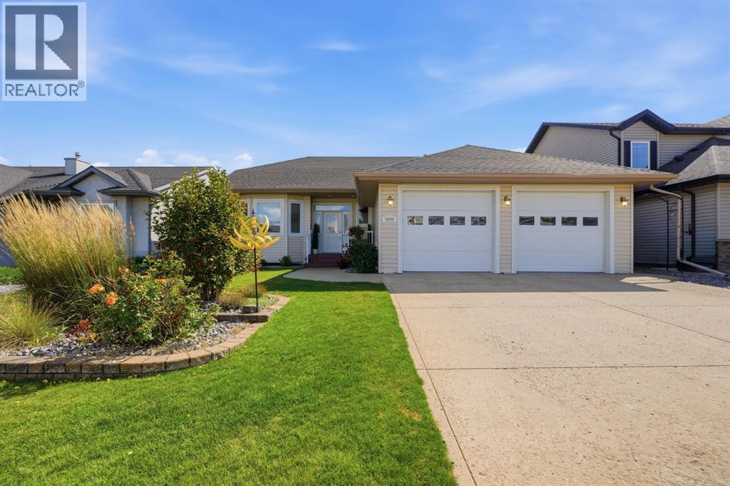 5909 62 Avenue - 1