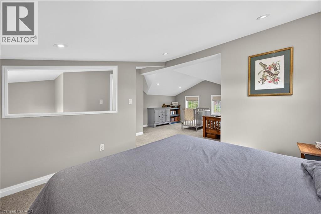 22 KING Avenue - Image 23