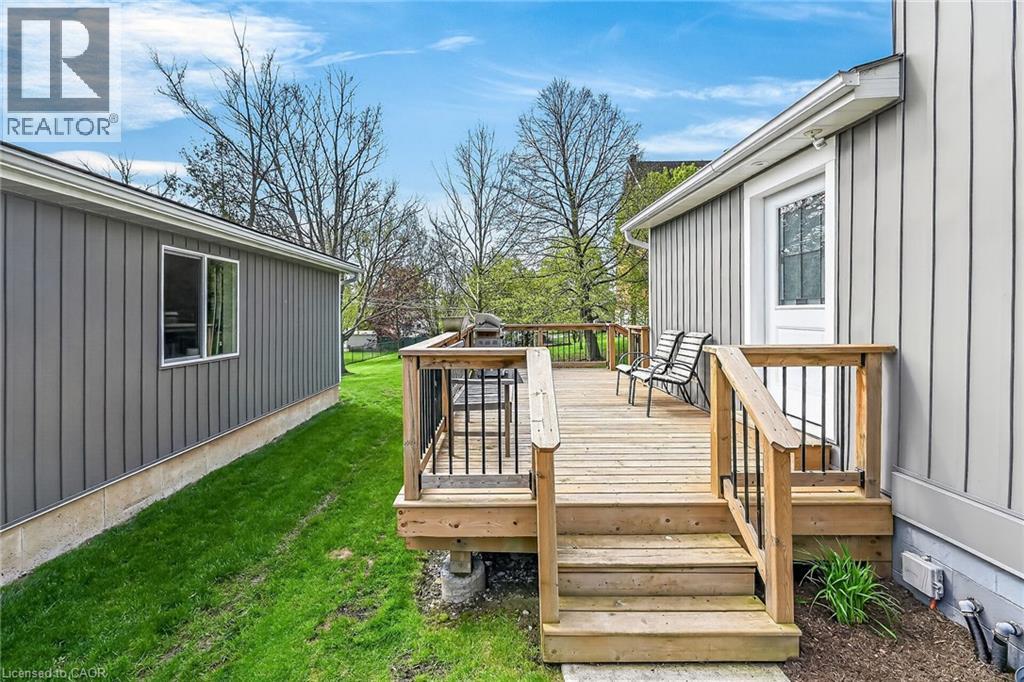 22 KING Avenue - Image 36