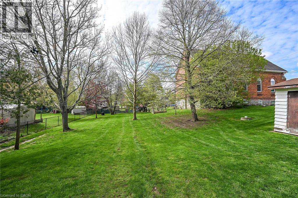 22 KING Avenue - 41