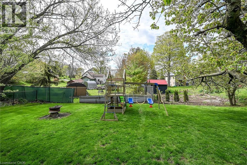 22 KING Avenue - 44
