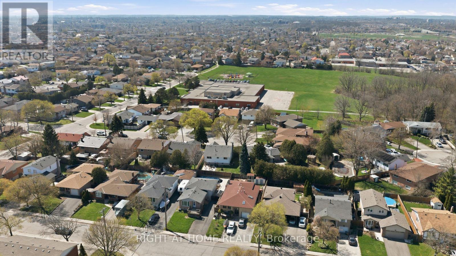 341 REXFORD DRIVE - 49