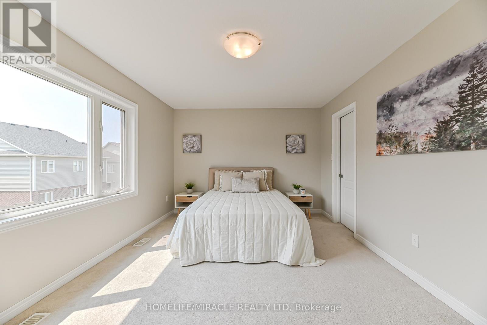 24 WEATHERALL AVENUE - Image 42