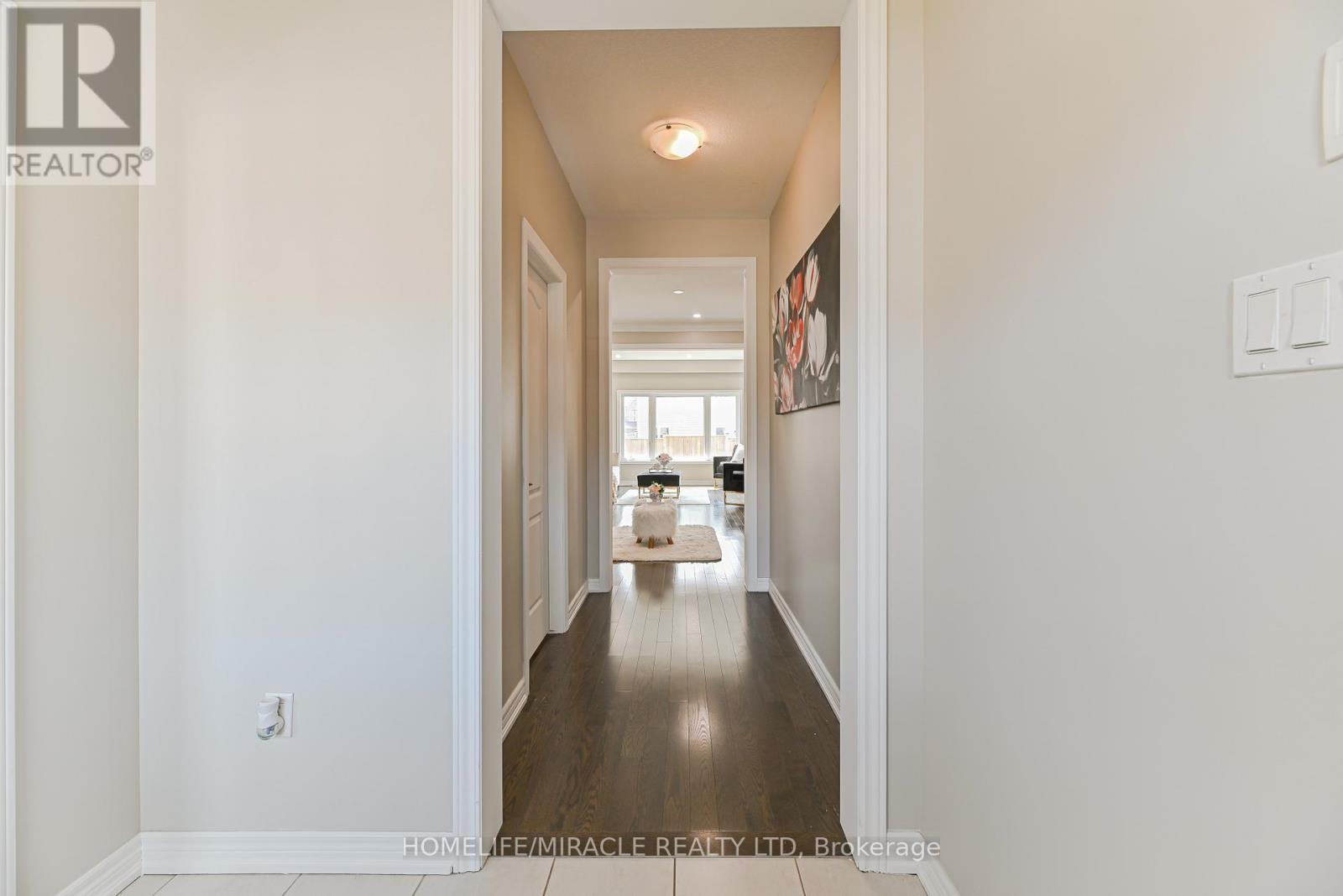 24 WEATHERALL AVENUE - 7