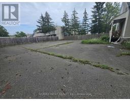 24 Burgar Street, Welland, ON L3B2S7 Photo 6