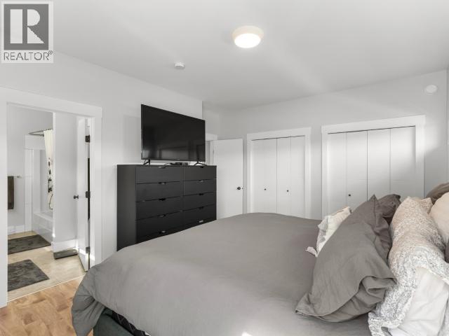 26 ISKOOT CRESCENT - 20