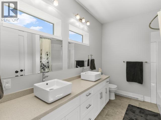26 ISKOOT CRESCENT - 21