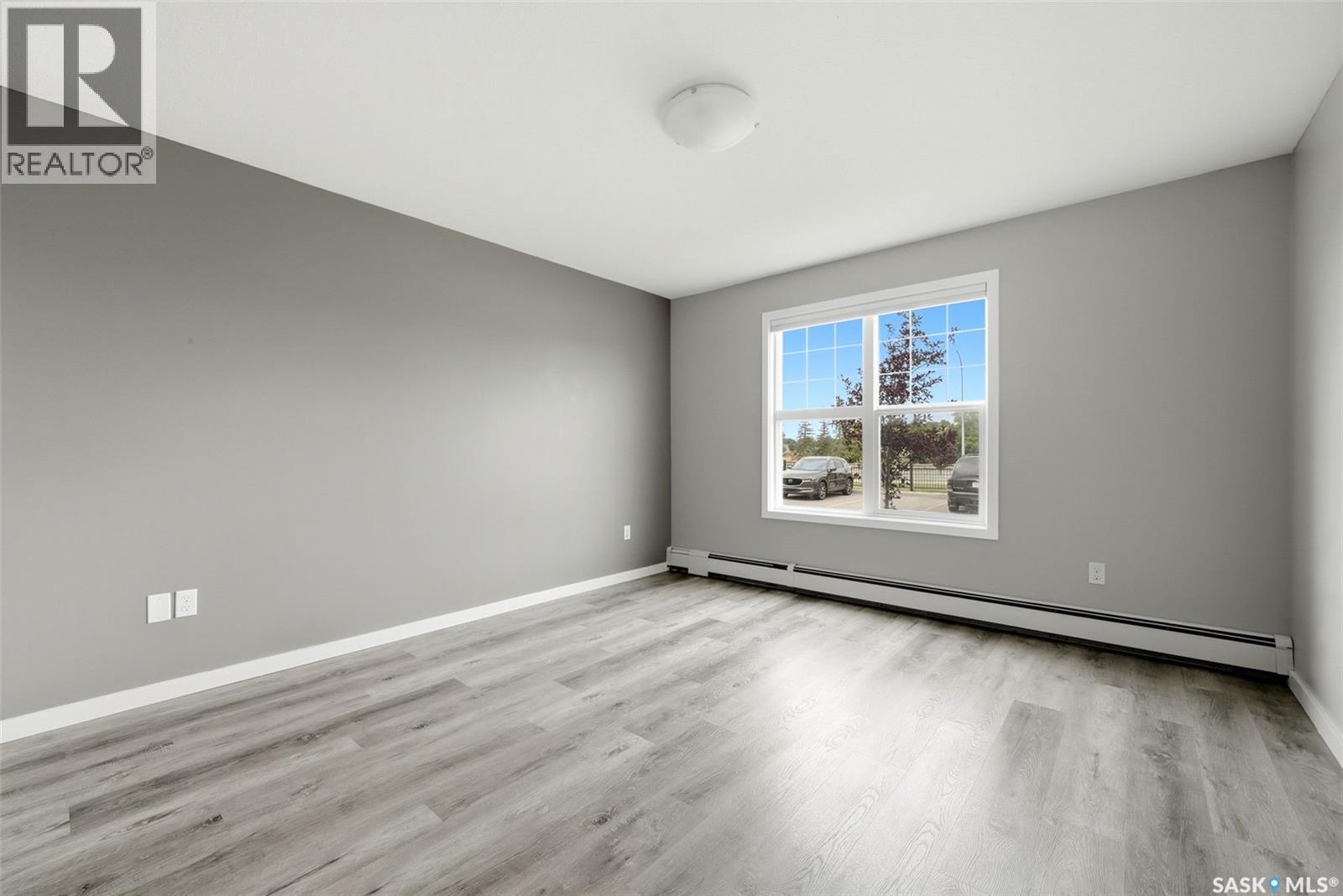 #114 1610 Dakota DRIVE - 12