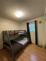 205 Charing Cross Crescent, Winnipeg, MB R2N1N7 Photo 17
