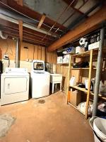 205 Charing Cross Crescent, Winnipeg, MB R2N1N7 Photo 28