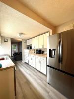Recreation room - 205 Charing Cross Crescent, Winnipeg, MB R2N1N7 Photo 9